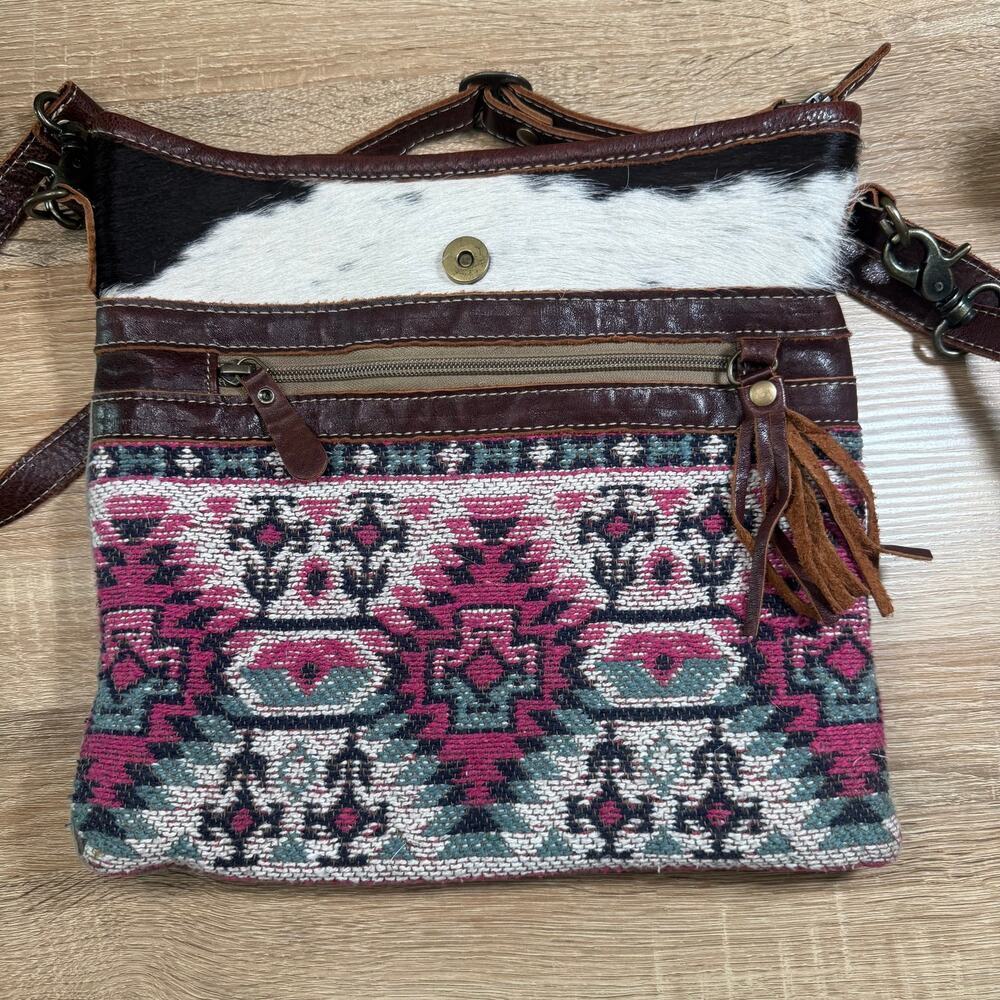 Myra Mia Azteca Small & Crossbody Bag pink and cowhide